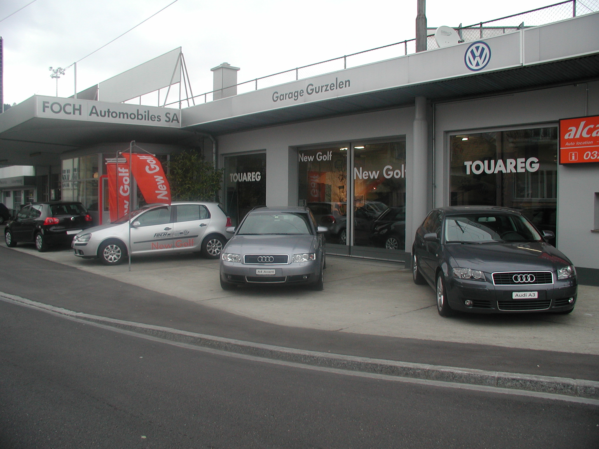 OLYMPUS DIGITAL CAMERA